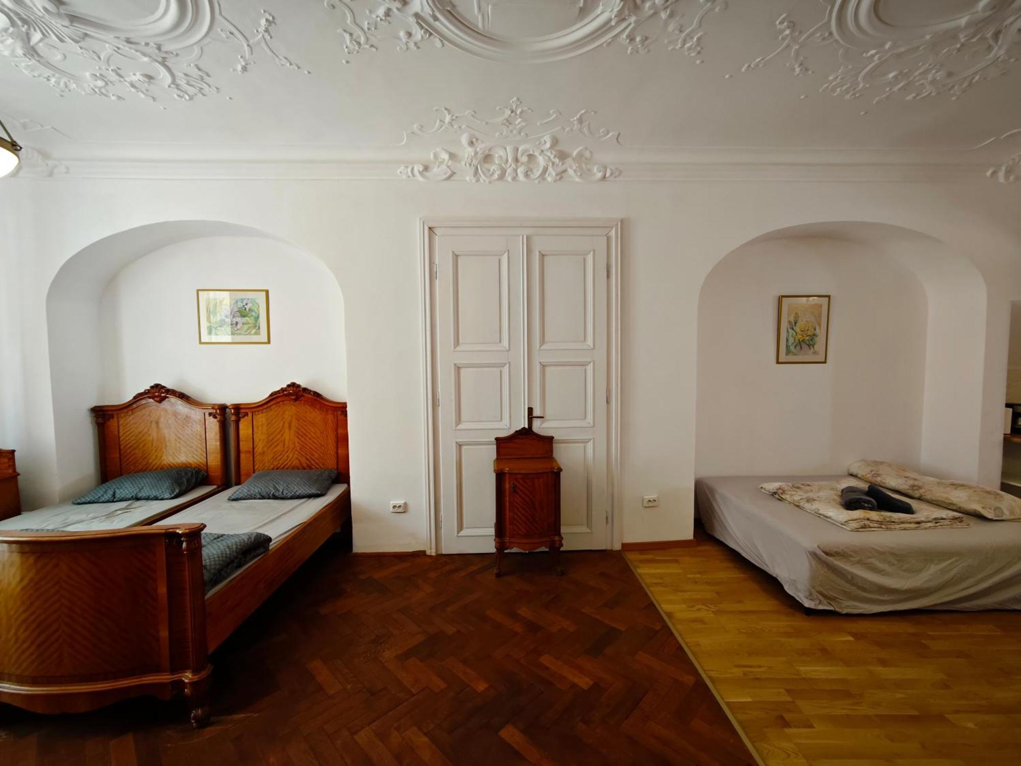 Clasic Studio Central Braşov Buitenkant foto