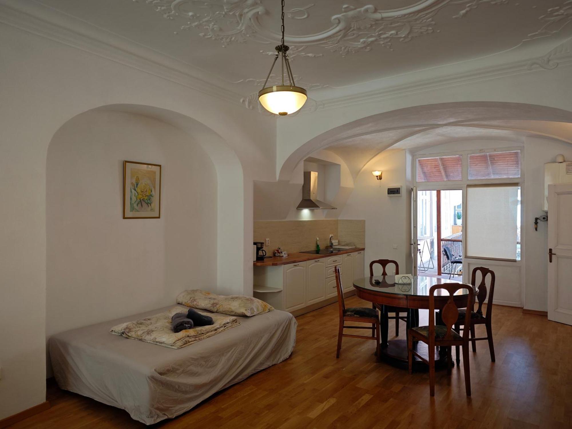 Clasic Studio Central Braşov Buitenkant foto