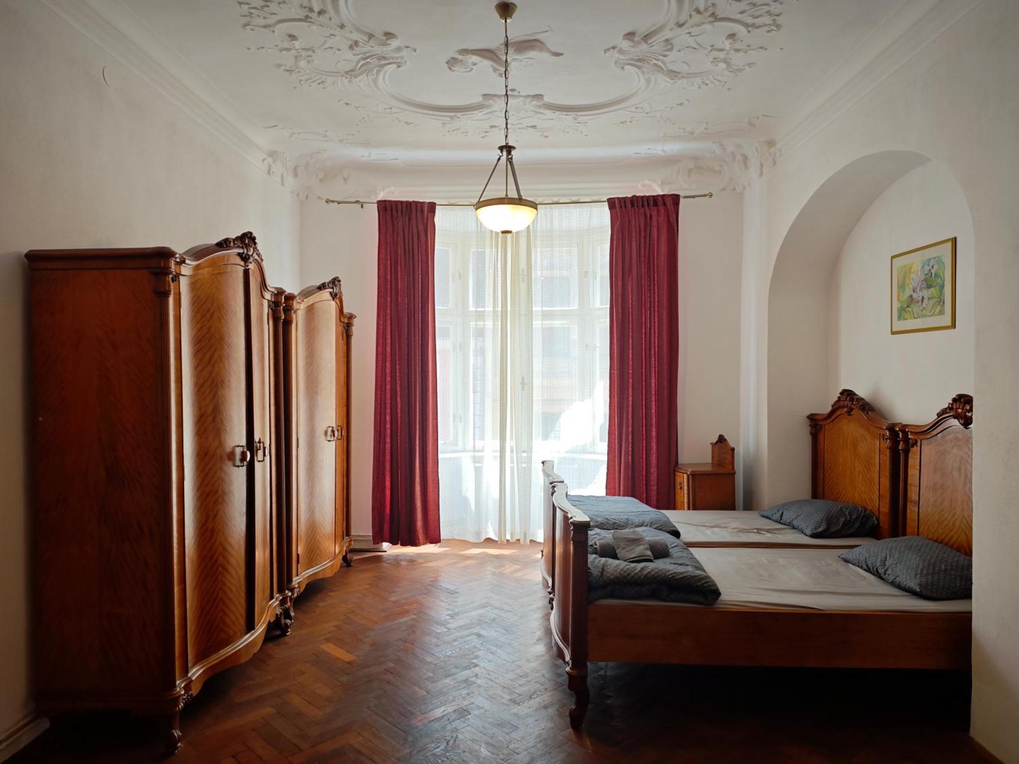 Clasic Studio Central Braşov Buitenkant foto