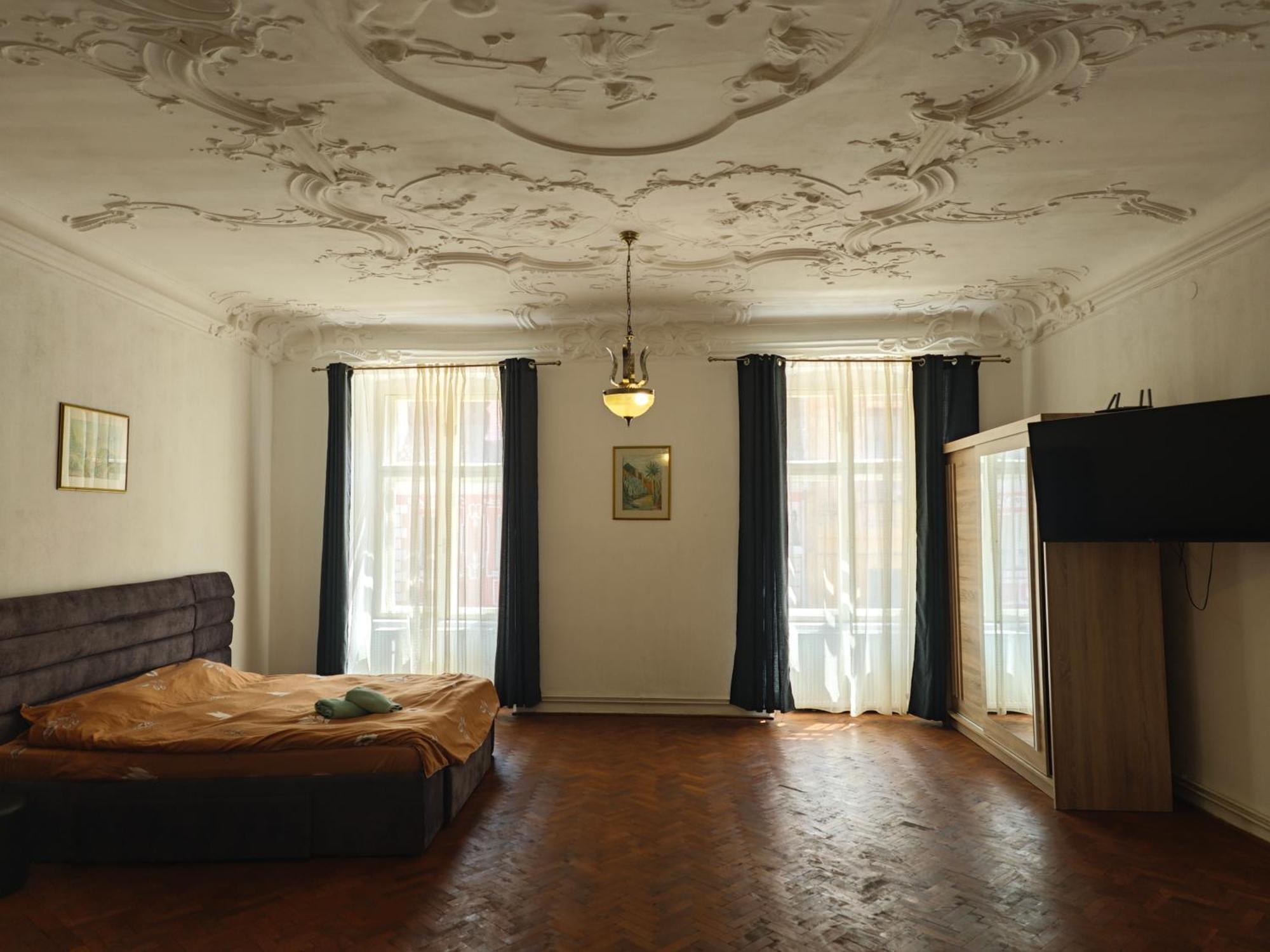 Clasic Studio Central Braşov Buitenkant foto