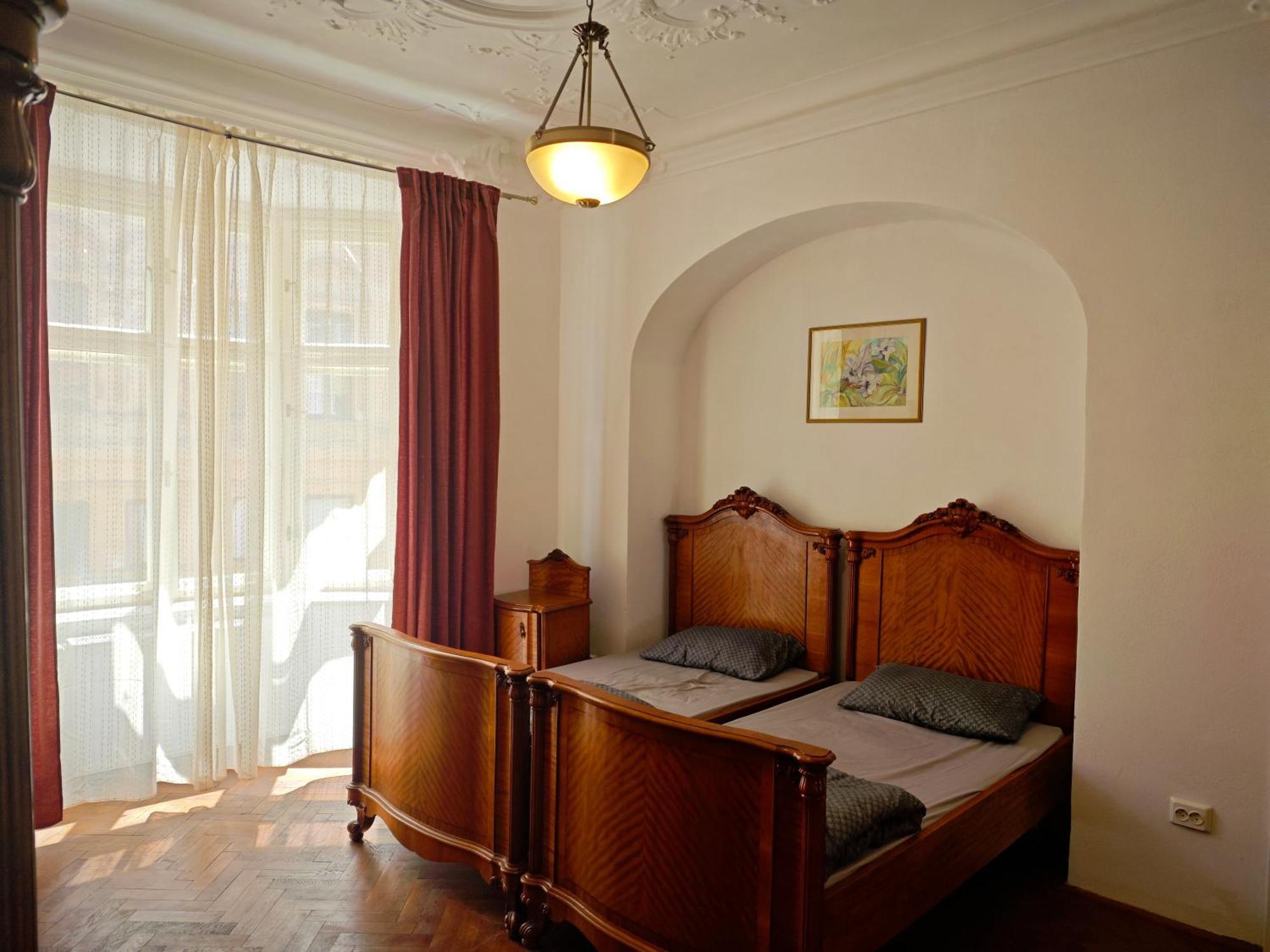 Clasic Studio Central Braşov Buitenkant foto