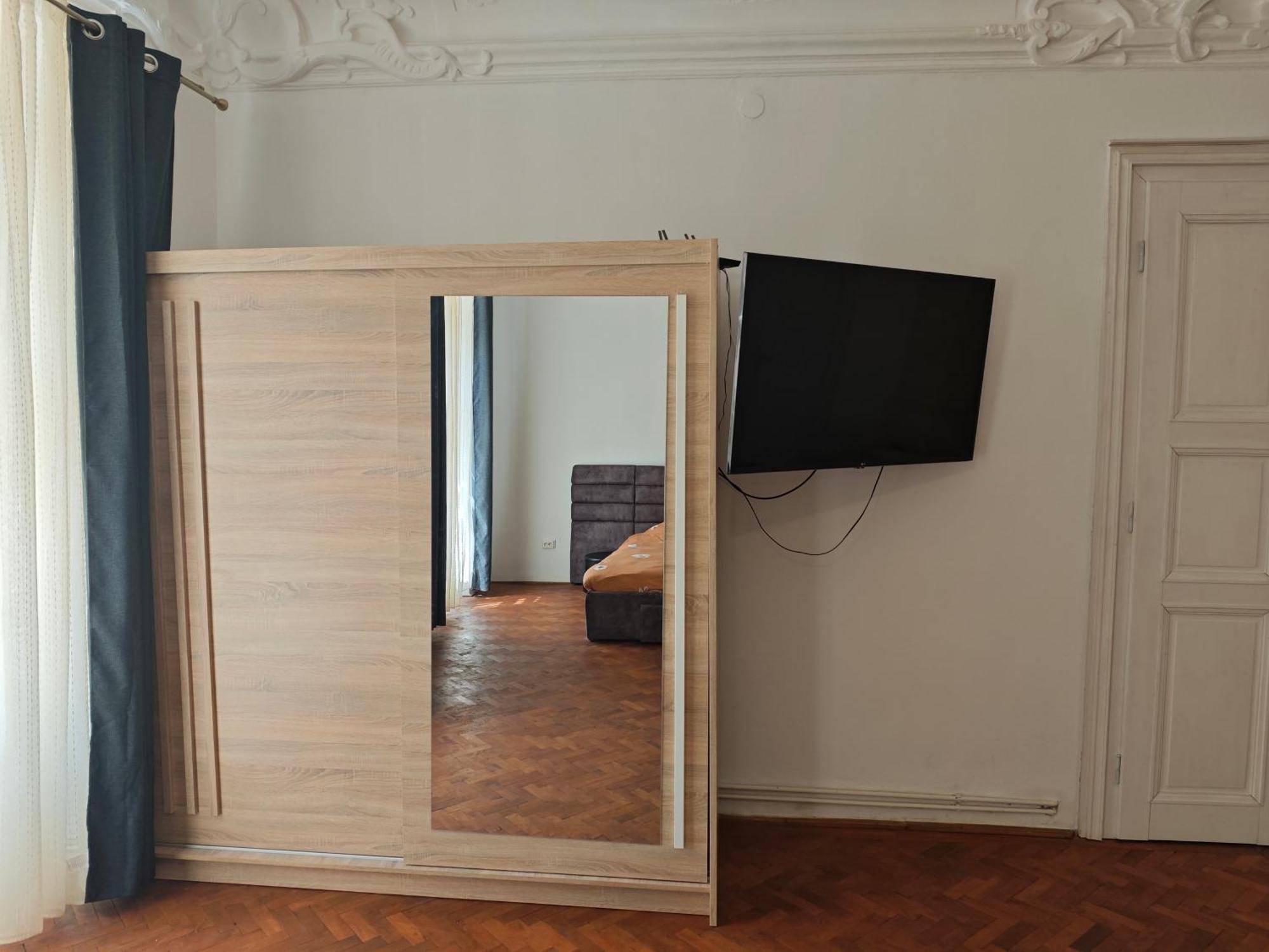 Clasic Studio Central Braşov Buitenkant foto